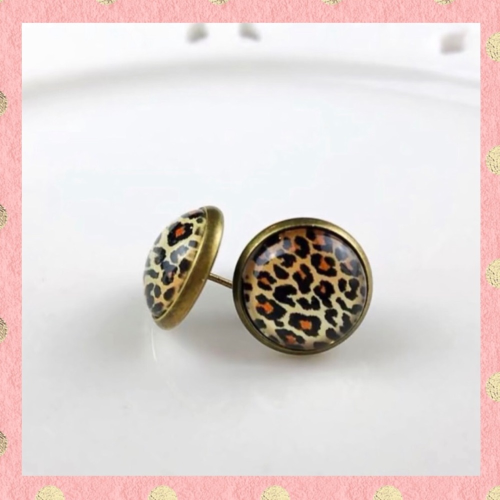NWT Leopard Stud Earrings